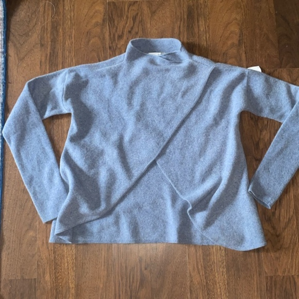 SWTR womans 100 % wool/yak woman’s open front sweater - medium NWOT Beautiful!